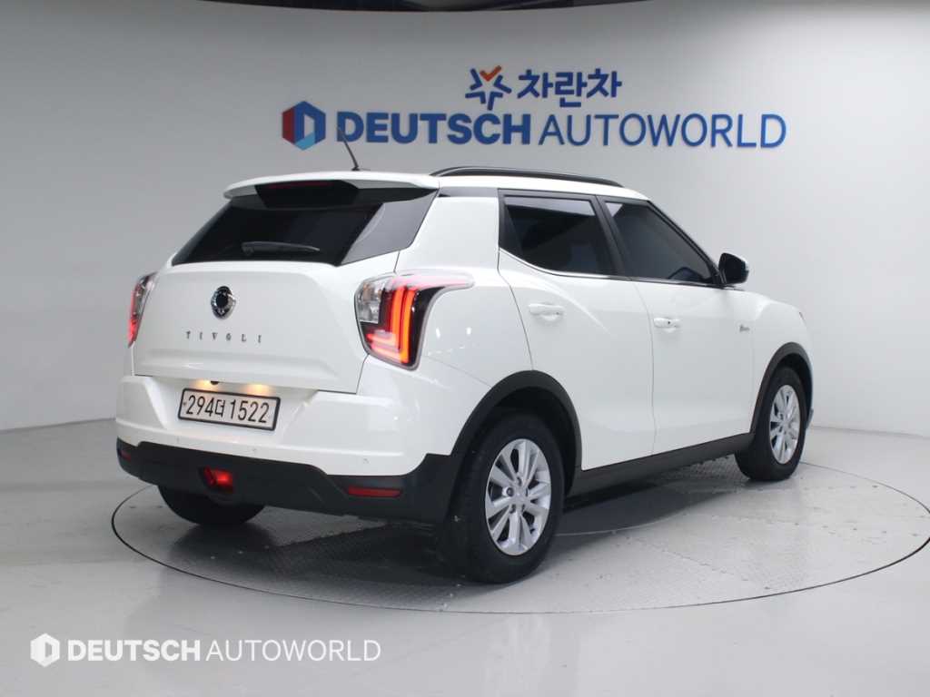 KG Mobility (Ssangyong) Tivoli 2WD Gasoline 1.5 V3 3