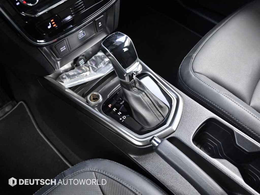 KG Mobility (Ssangyong) Tivoli 2WD Gasoline 1.5 V3 10