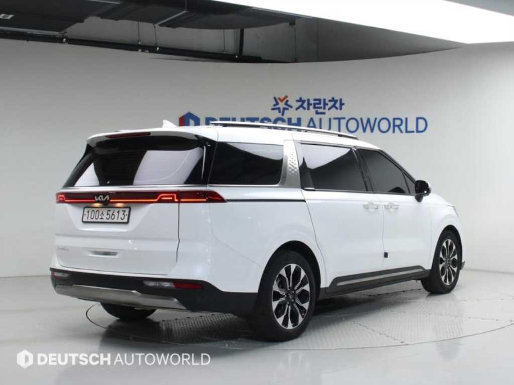 Kia Carnival Diesel Noblesse — фото 2