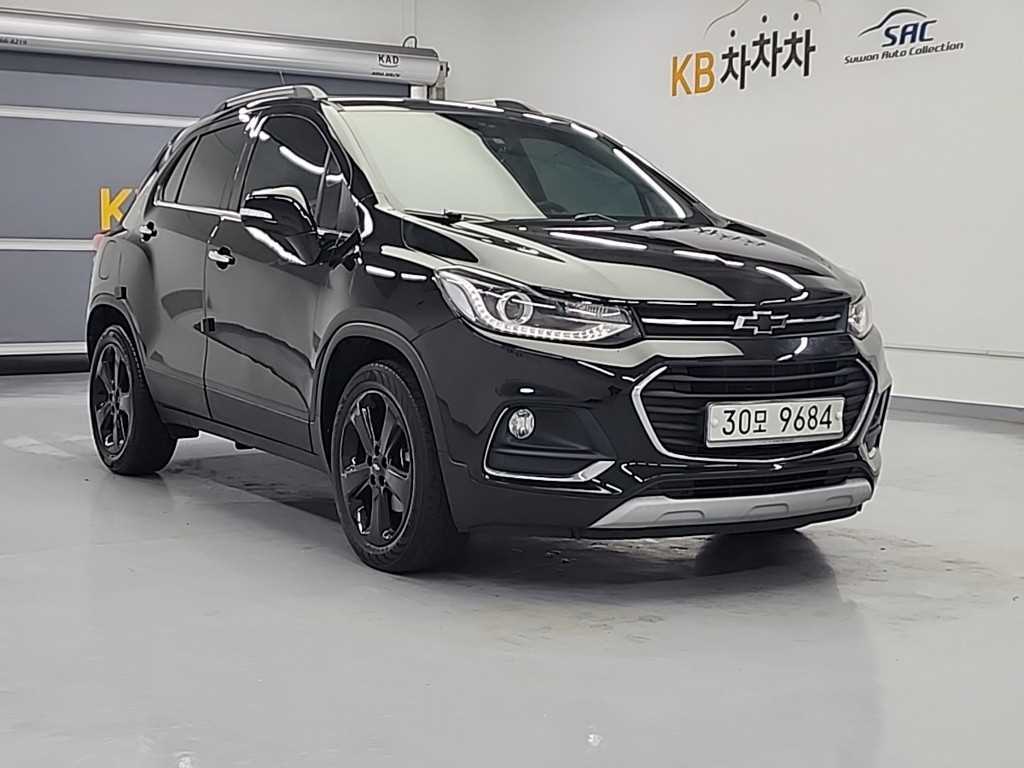Chevrolet Trax Gasoline 1.4 Perfect Black 5
