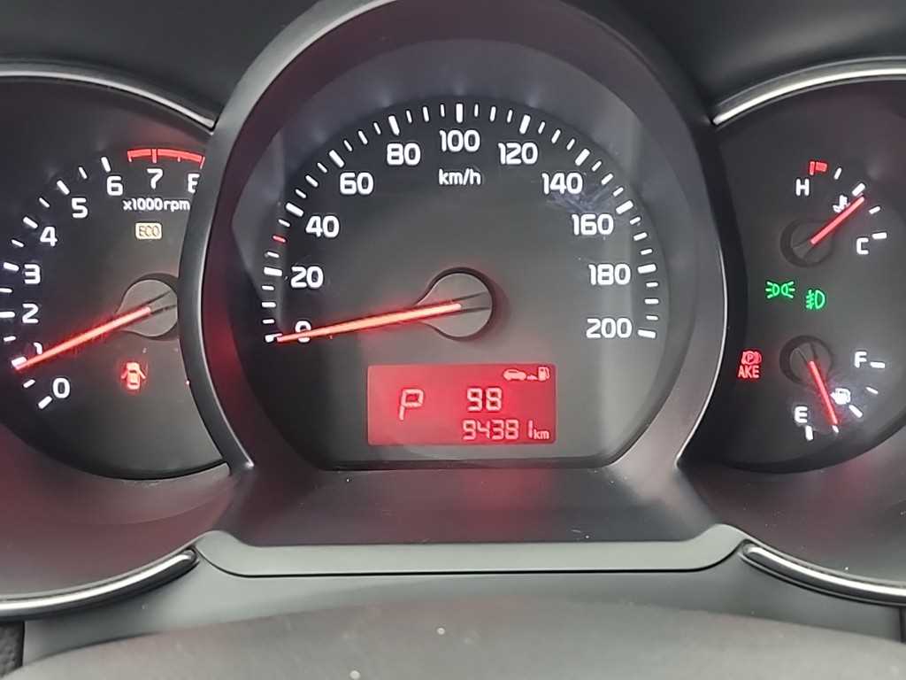 Kia Morning Deluxe 7