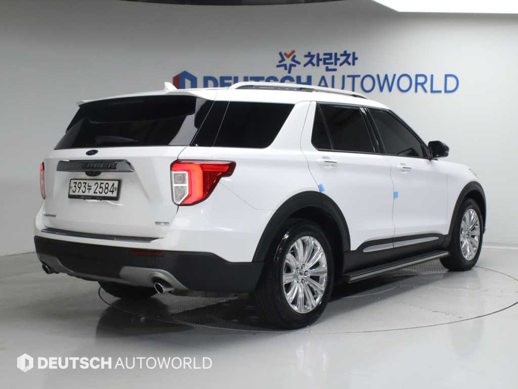 Ford Explorer 2.3 AWD Limited 3