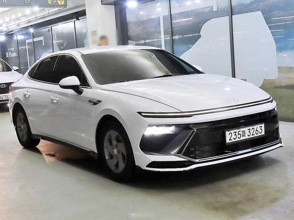 Hyundai Sonata LPG 2.0 Business 1
