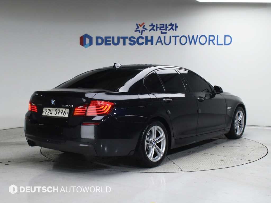 BMW 5시리즈 530d xDrive 사진 2/20