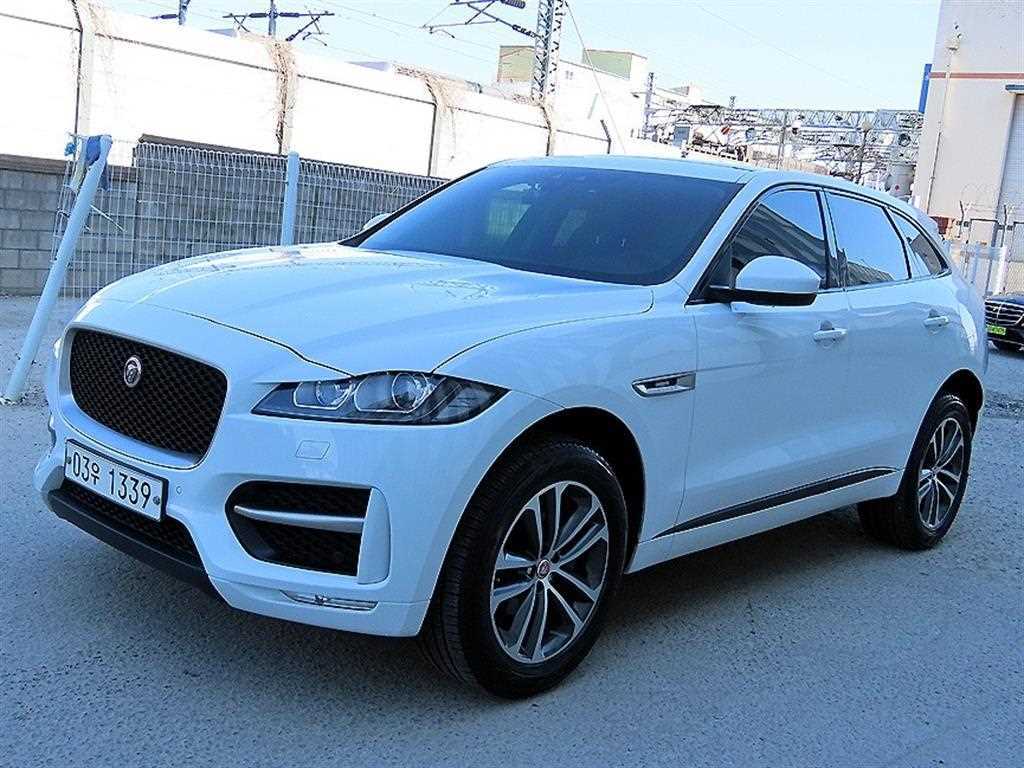 재규어 F-PACE 20d R-Sport 사진 2/20