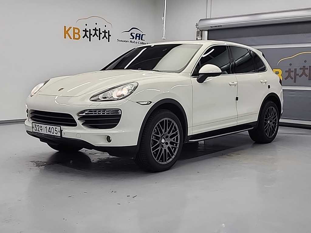 포르쉐 카이엔 4.8 S 사진 2/19