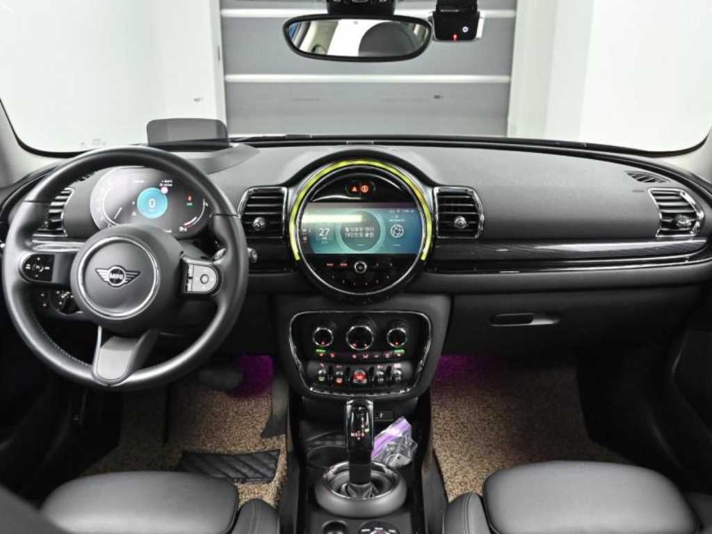 Mini Clubman Classic Plus The Essential Light 8