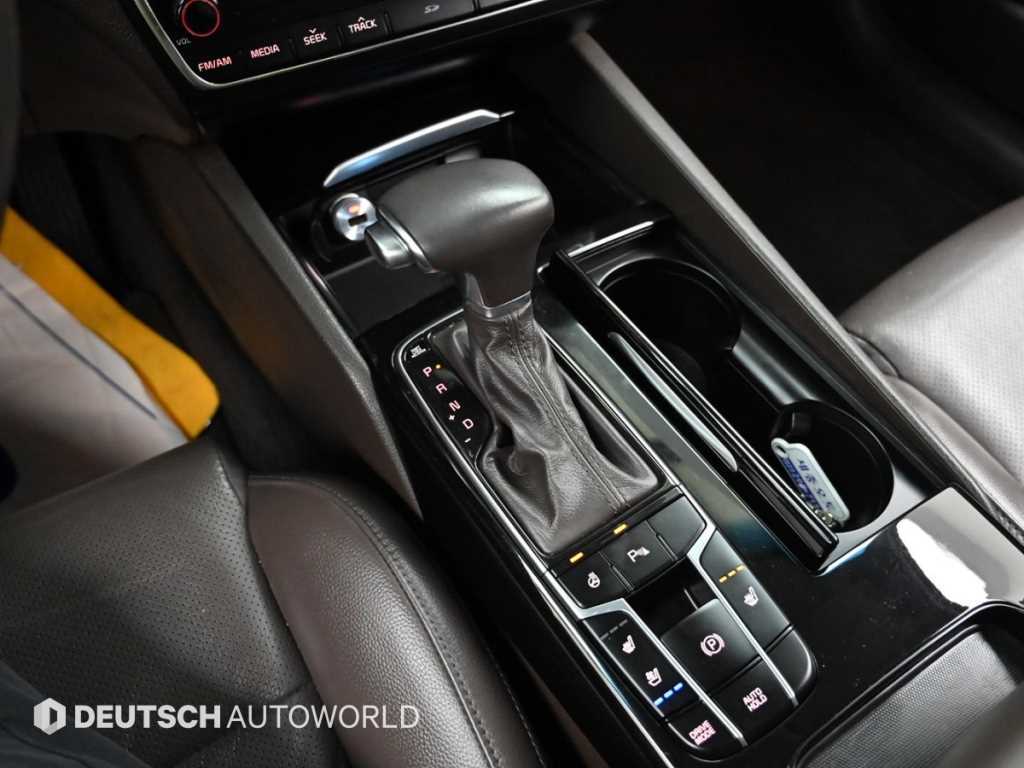 Kia K7 2.4 GDI Prestige 10