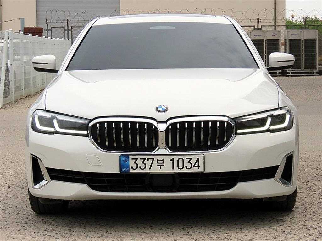 5시리즈 (G30) 520i 럭셔리 2022년식