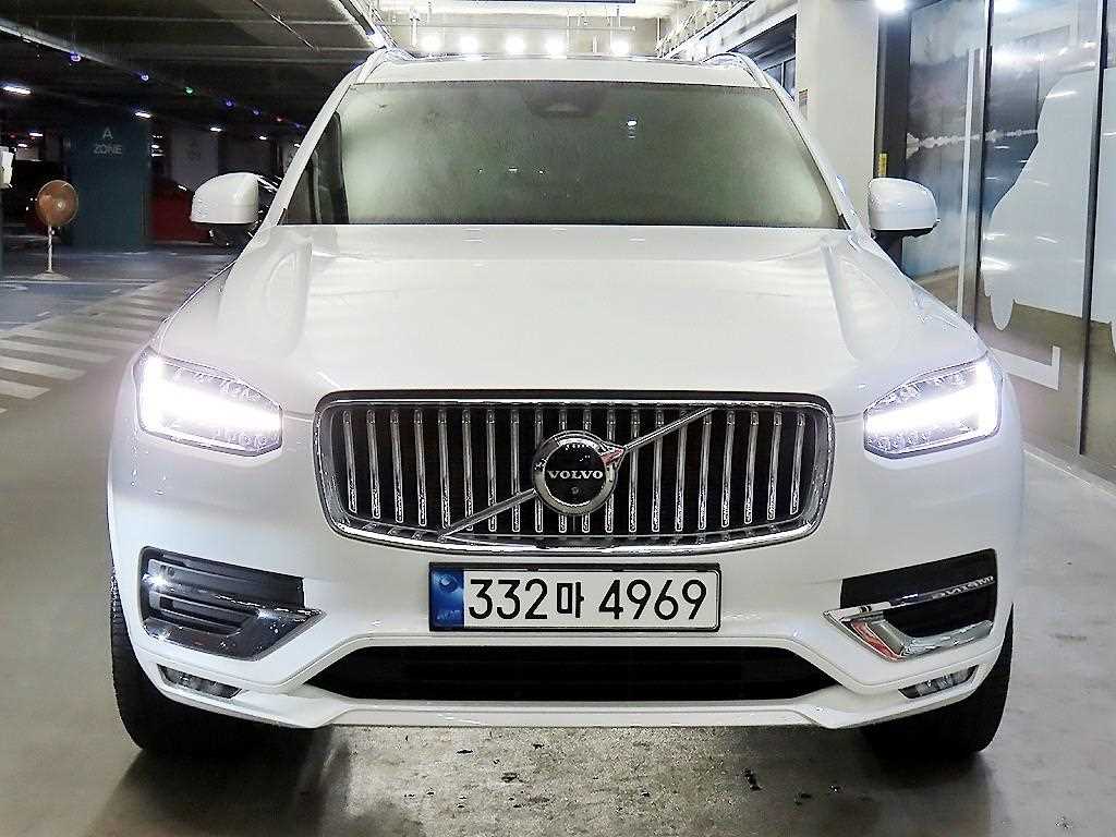 볼보 XC90 2.0 B6 AWD 얼티메이트 브라이트 사진