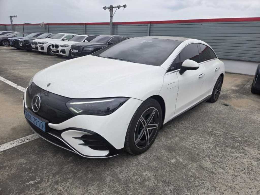 Mercedes-Benz EQE-Class EQE350+