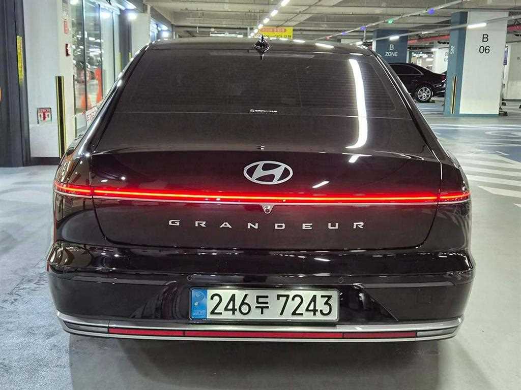 Hyundai Grandeur Gasoline 2.5 2WD Premium — фото 5