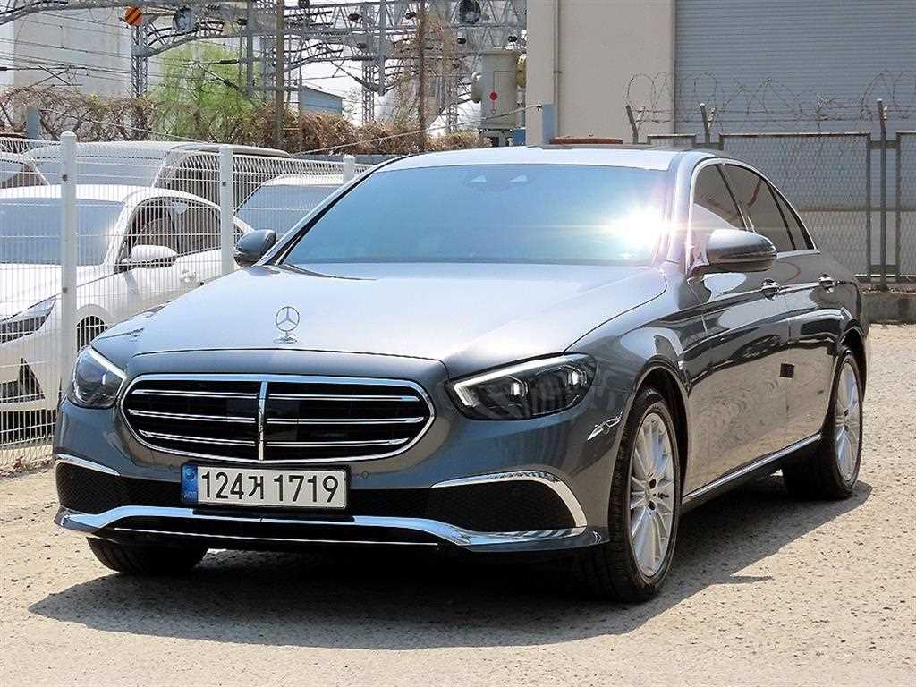 벤츠 E 클래스 E250 익스클루시브 사진 2/20