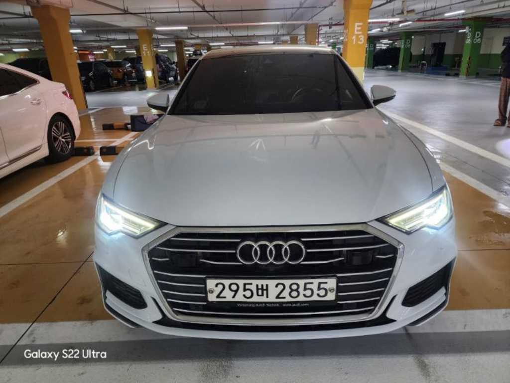 Audi A6 45 TFSI Premium