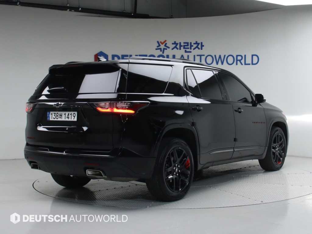 쉐보레 트래버스 3.6 AWD 레드라인 사진 2/18