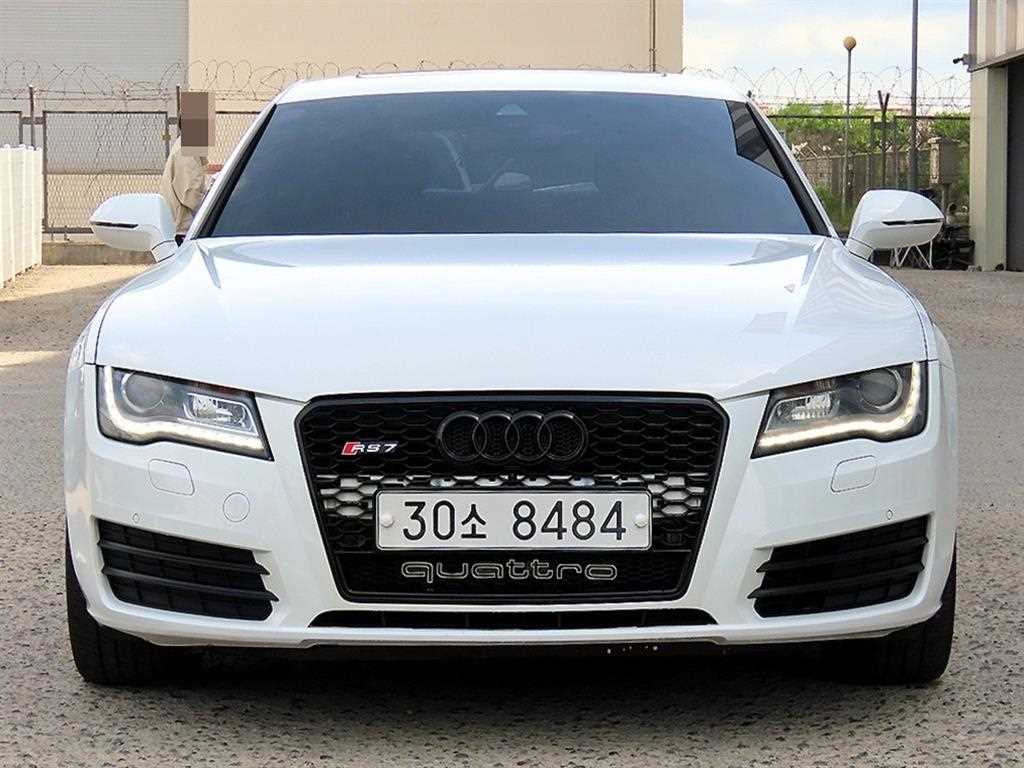 A7 3.0 TFSI 콰트로 엔트리 2013년식