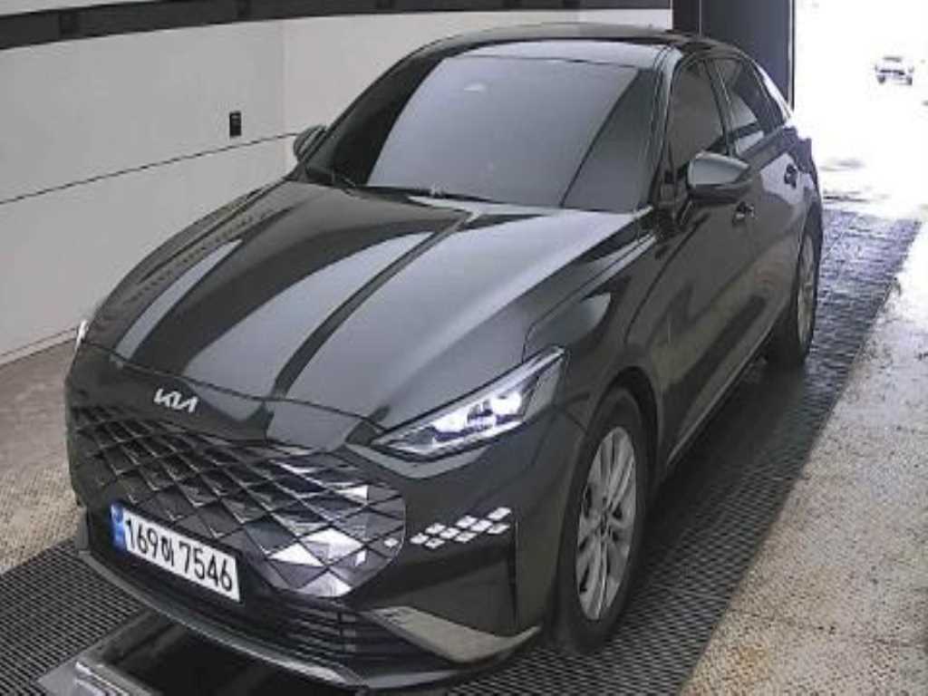 Kia K8 2.5 2WD Noblesse
