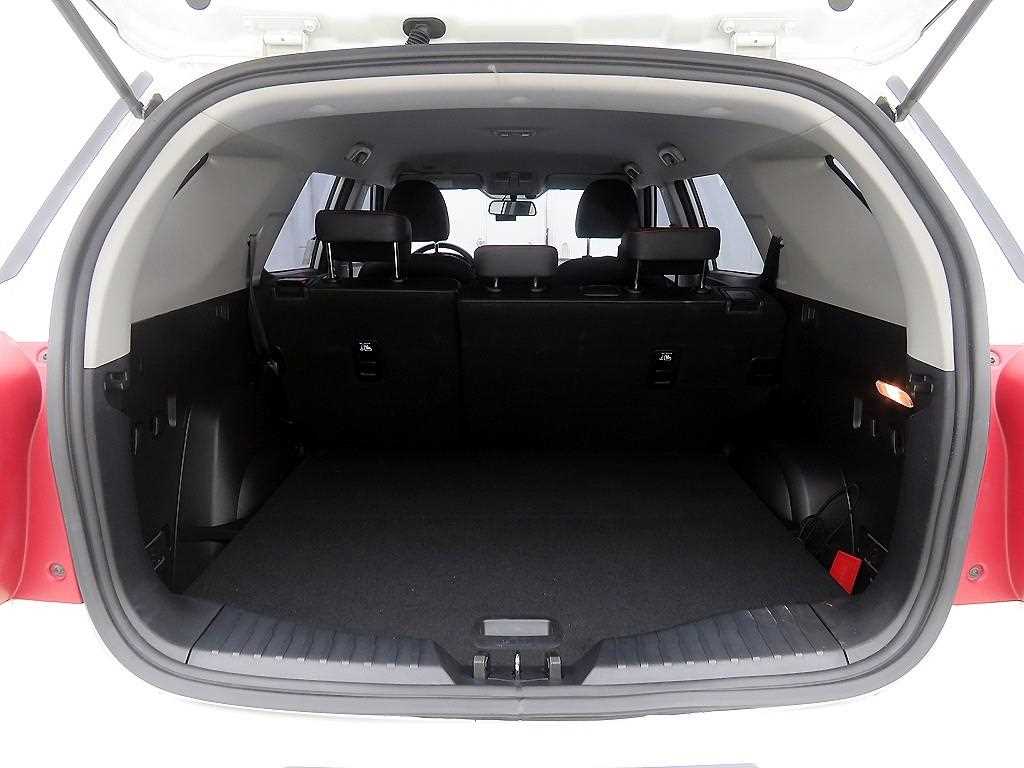 KG Mobility (Ssangyong) Tivoli 4WD Diesel 1.6 IX 6