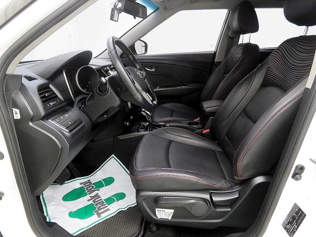 KG Mobility (Ssangyong) Tivoli 4WD Diesel 1.6 IX 7