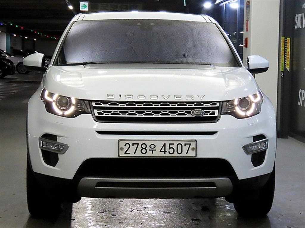 랜드로버 디스커버리 스포츠 2.0 TD4 HSE 럭셔리 사진 2/20