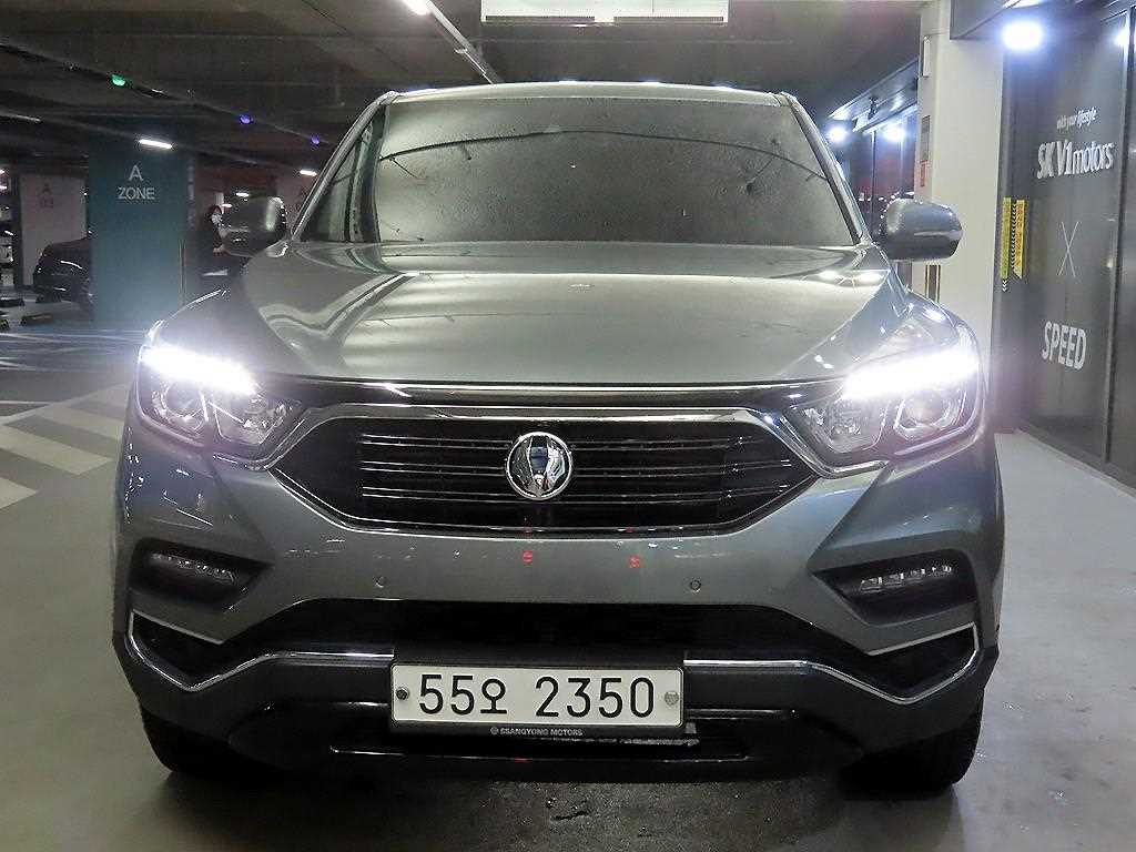 KGM 렉스턴 디젤 2.2 4WD 헤리티지 사진 2/20