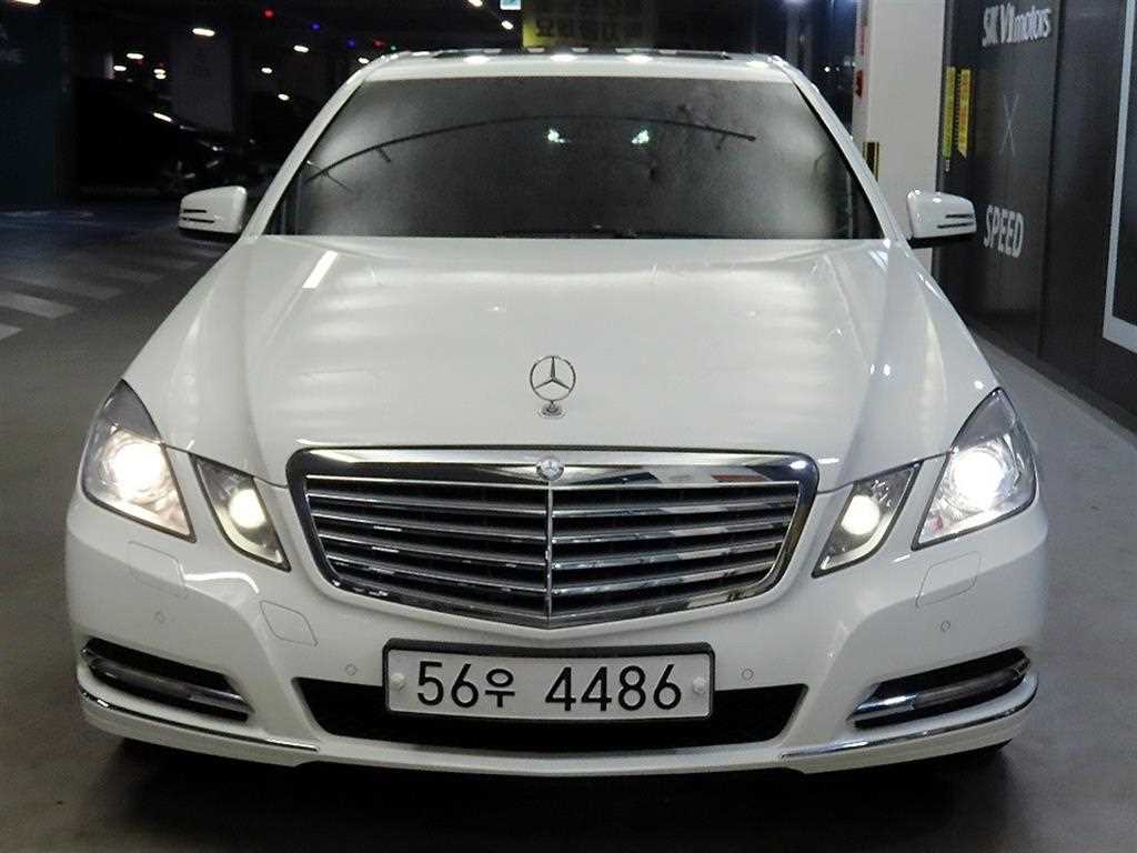 벤츠 E 클래스 E300 엘레강스 사진 2/20