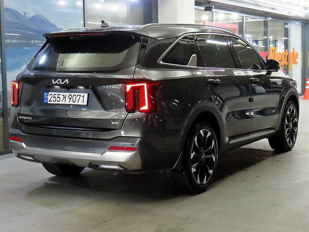 Kia Sorento Gasoline 2.5T 4WD Signature — фото 4