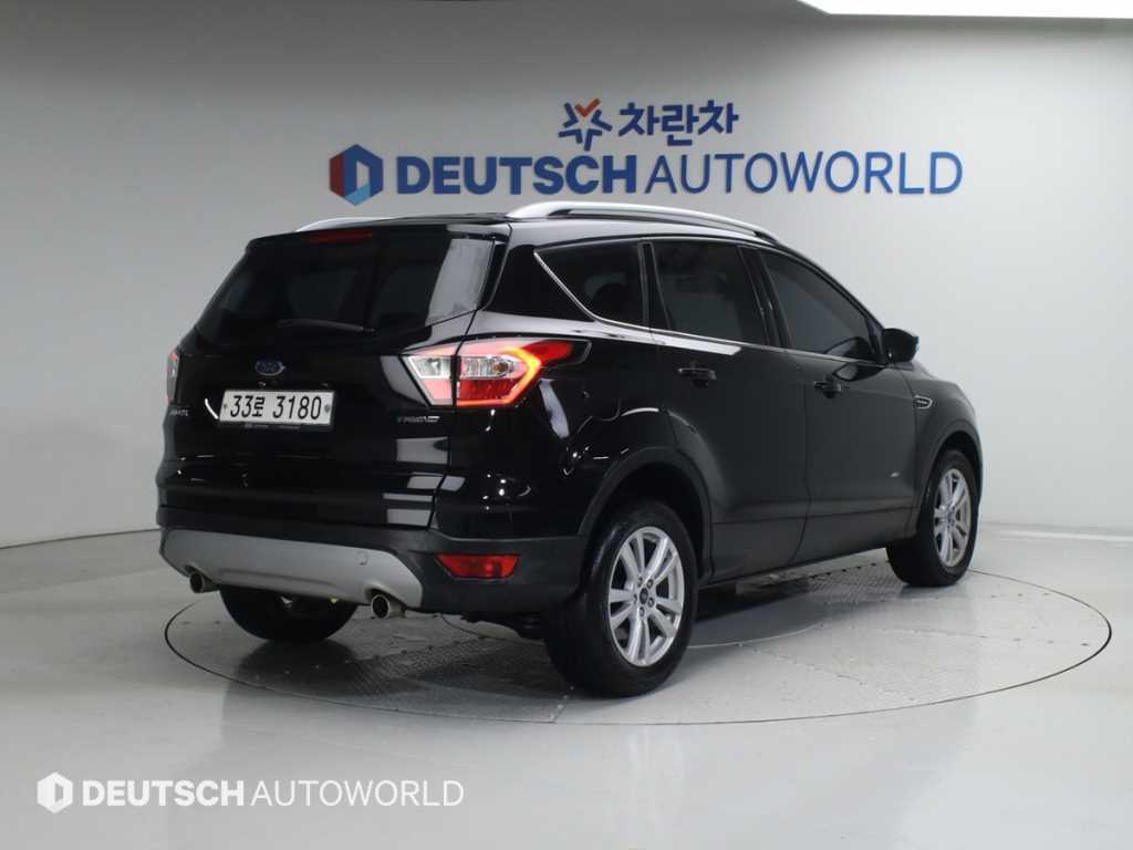 Ford Kuga 2.0 Diesel Trendy 3