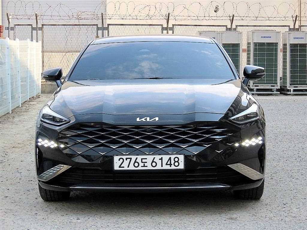 Kia K8 2.5 2WD Noblesse