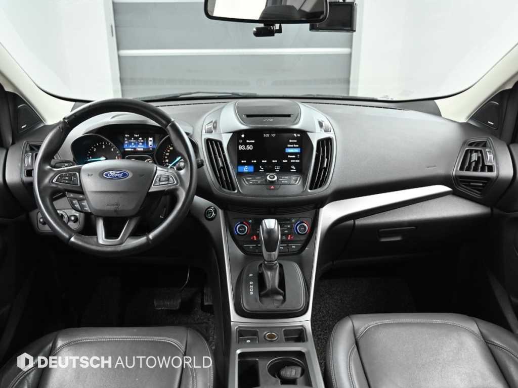Ford Kuga 2.0 Diesel Trendy 8
