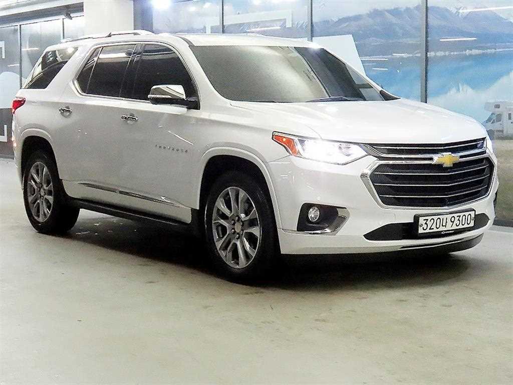 트래버스 3.6 AWD 프리미어 2020년식