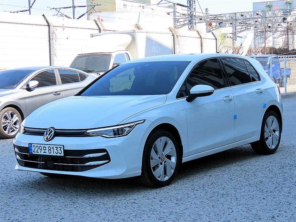 폭스바겐 골프 2.0 TDI 프리미엄 사진 2/20