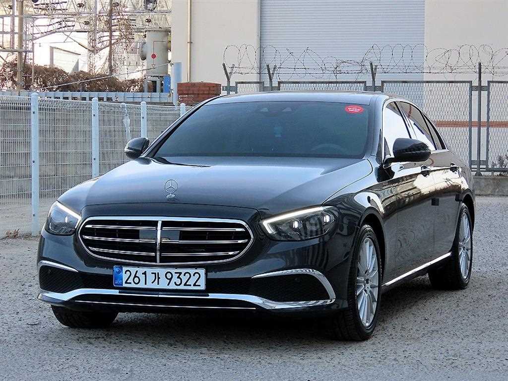 벤츠 E 클래스 E250 익스클루시브 사진 2/20