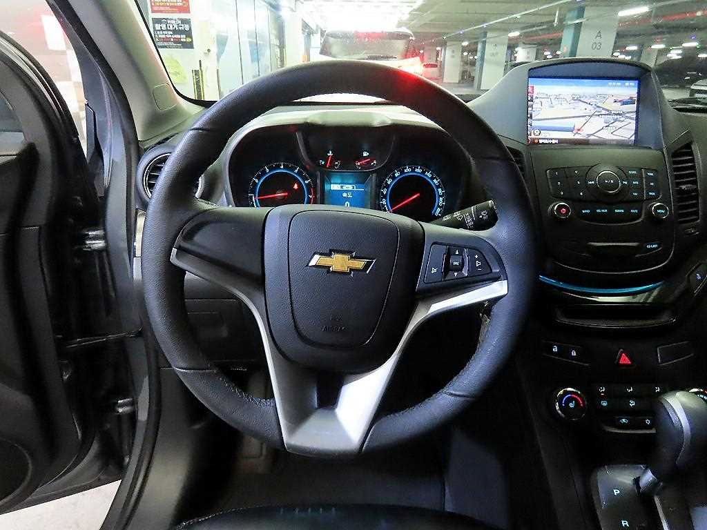 Chevrolet Orlando LPGI LT Premium 9