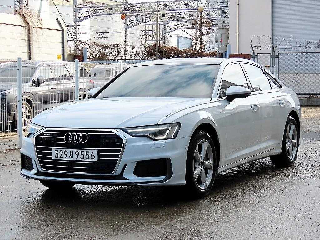 아우디 A6 45 TFSI 콰트로 프리미엄 사진 2/20