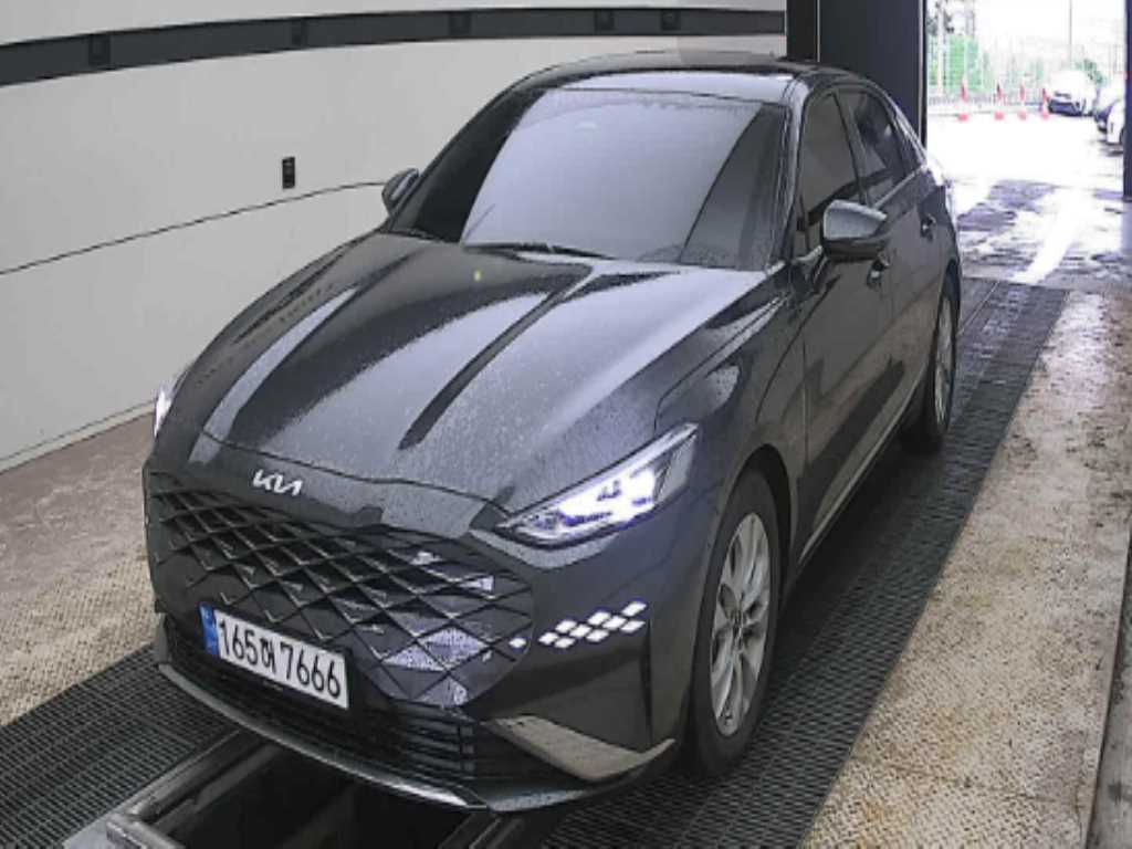 Kia K8 2.5 2WD Noblesse