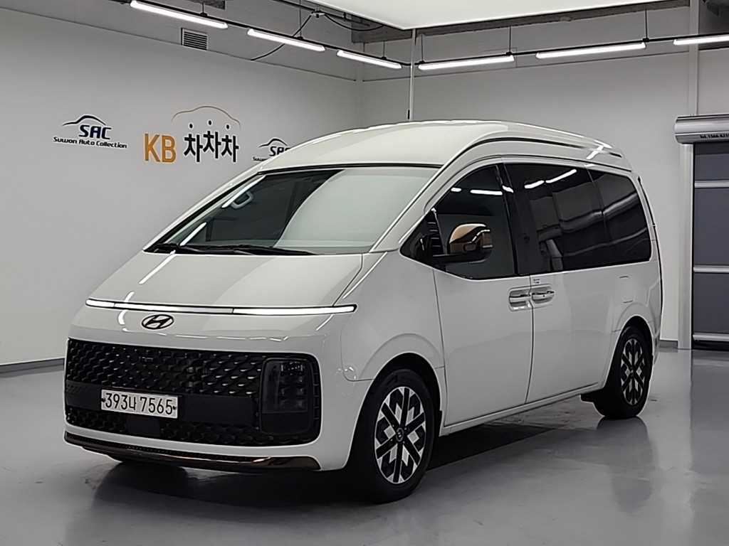 스타리아 4WD 디젤 라운지 리무진 7인승 2023년식