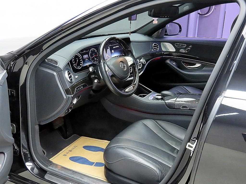 Mercedes Benz S Class - Vista 9
