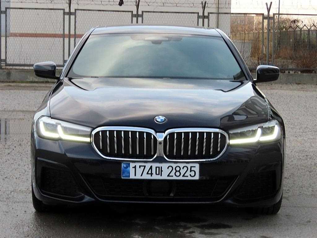 5시리즈 (G30) 520i M 스포츠 2023년식