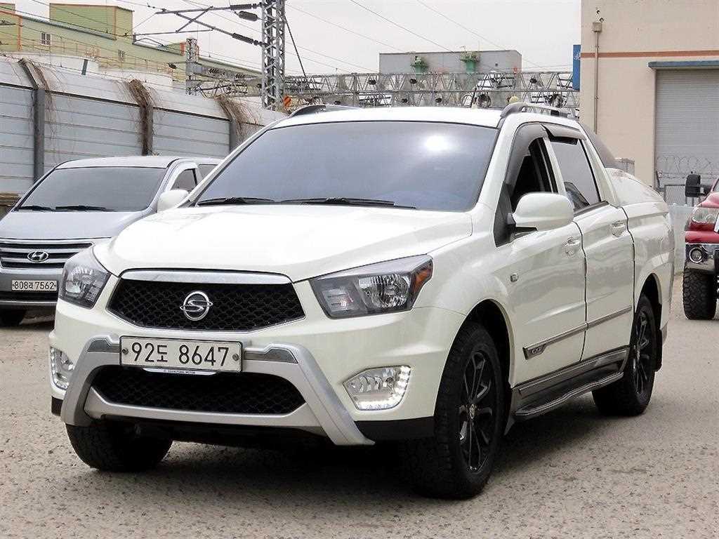 KGM 코란도 디젤 4WD 익스트림 사진 2/20