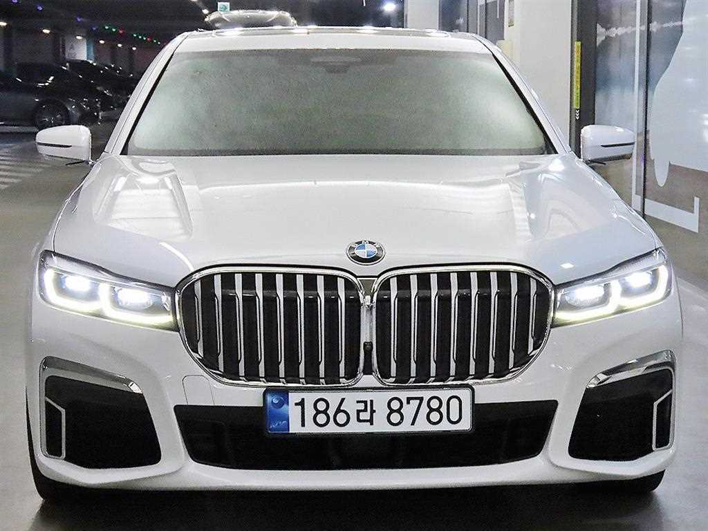 BMW 7시리즈 740I M 스포츠 패키지 사진 2/20