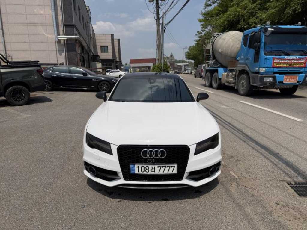 아우디 A7 55 TDI 콰트로 사진 2/11