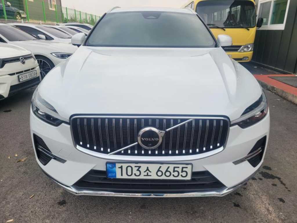 XC60(2세대) B5 AWD 인스크립션 2022년식