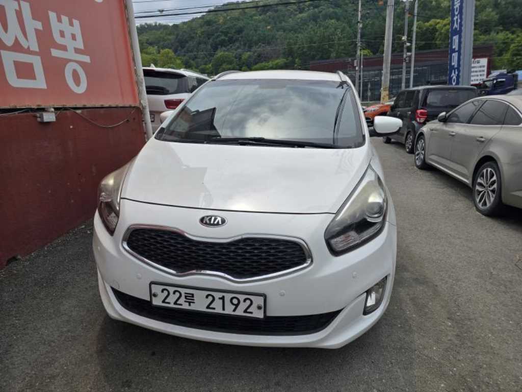 Kia Carens 1.7 VGT Prestige 2