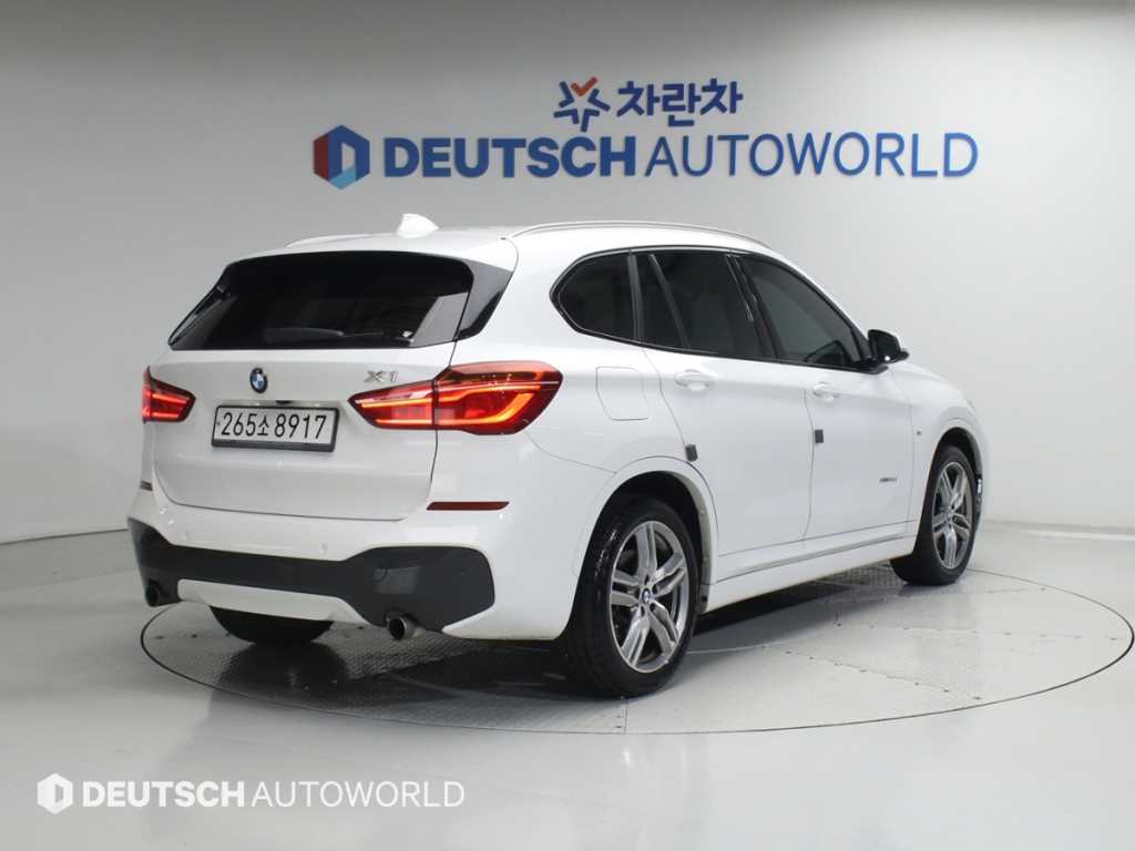 BMW X1 xDrive 20d M 스포츠 사진 2/20