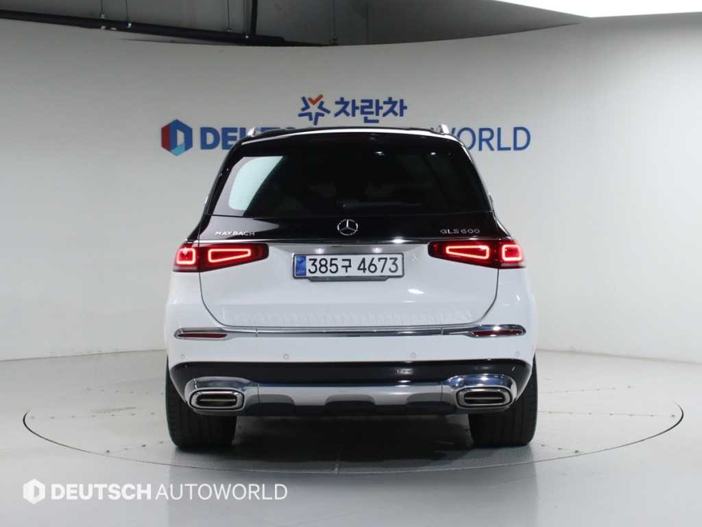 Mercedes-Benz GLS-Class Maybach GLS600 4MAITC — фото 4