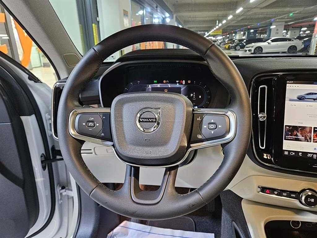 Volvo XC40 B4 AWD Ultimate Bright 10