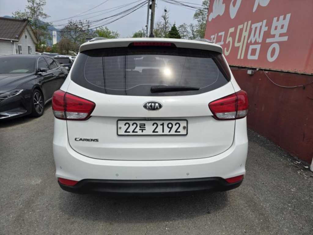 Kia Carens 1.7 VGT Prestige 6