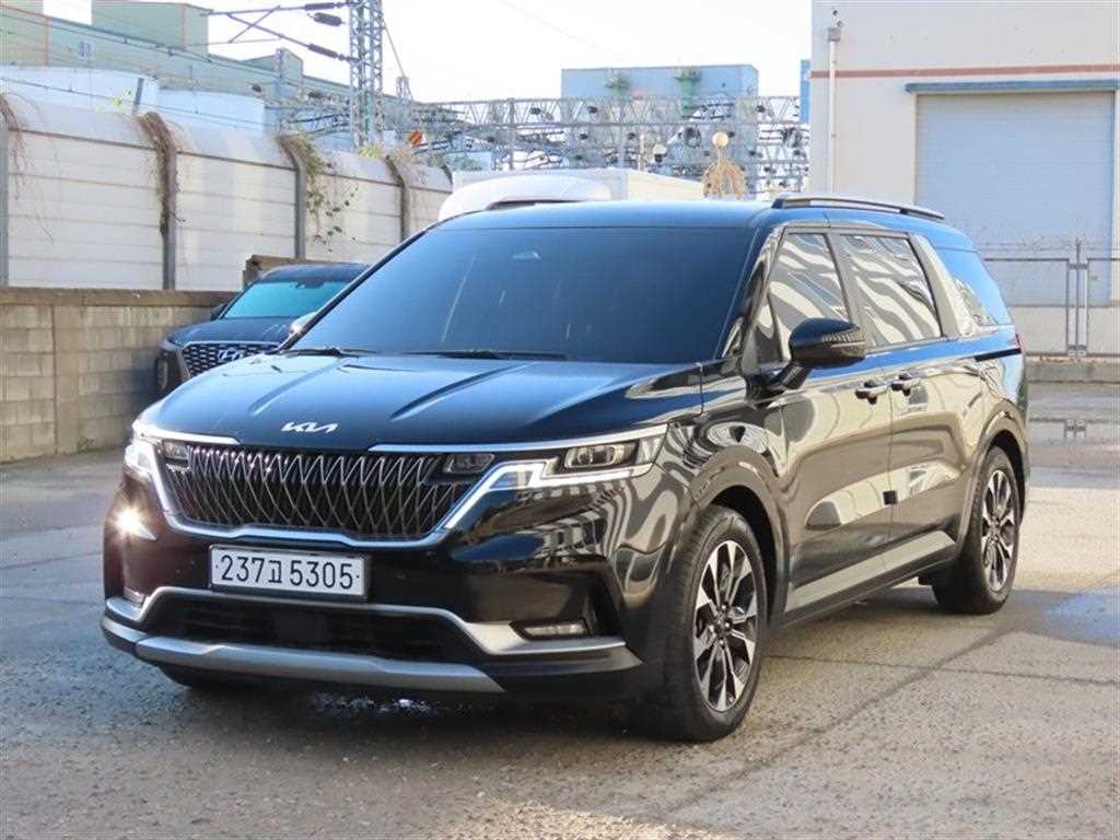 Kia Carnival Gasoline Prestige