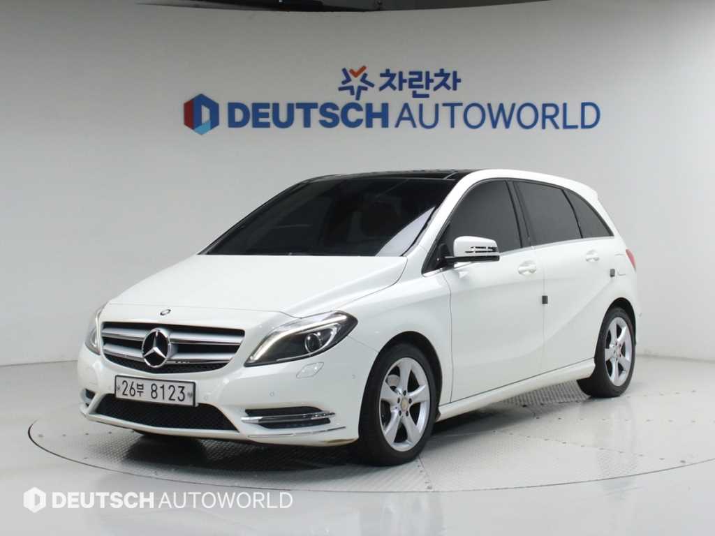 B클래스 (MY B) B200 CDI 블루이피션시 스포츠팩 2013년식